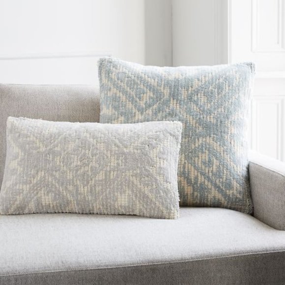 West Elm Accents Nwt West Elm Set Of 2 Diamond Medallion Cut Pile